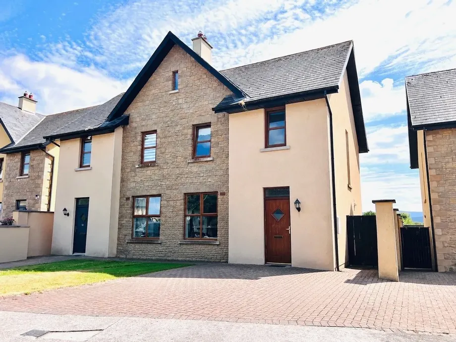 31 Springfield Grove, Rossmore Village, Tipperary Town, E34AE42 - DNG Estate Agents