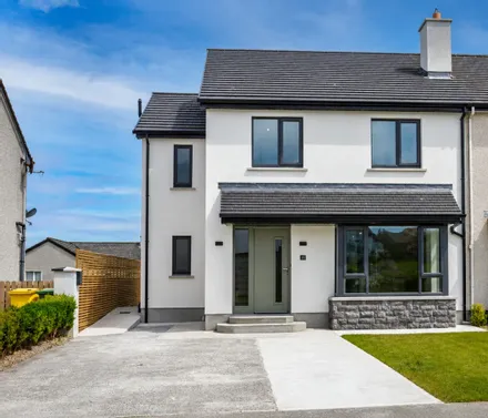 51 Rockwell, Ballina, Co. Mayo, F26