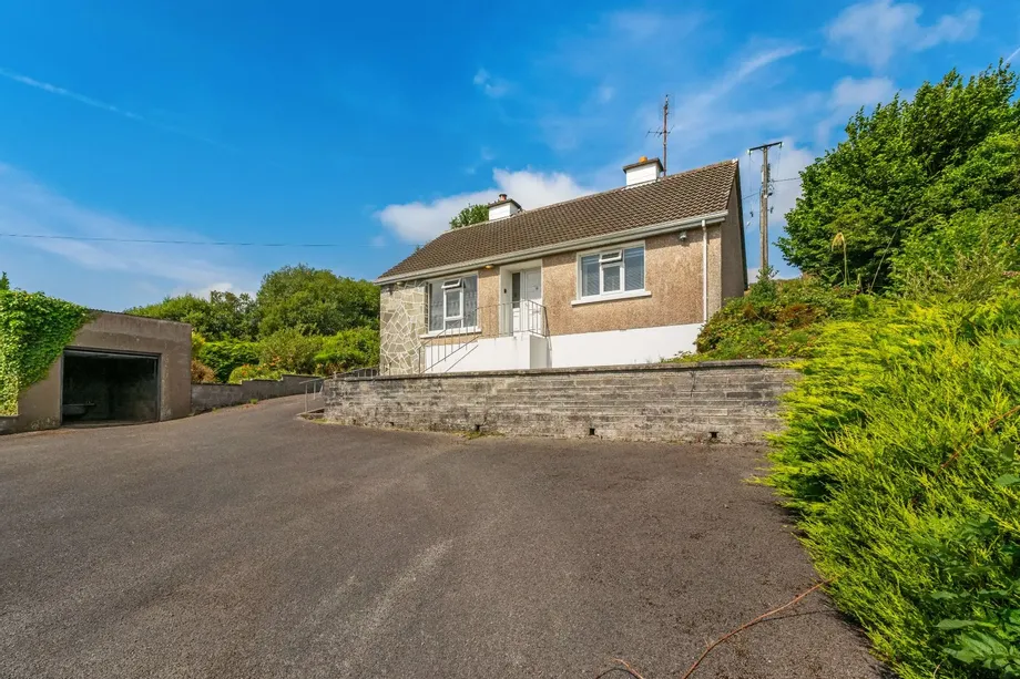 Carricknamoghil Killybegs, Co. Donegal, Killybegs, Co. Donegal, F94D7T2 - DNG Estate Agents