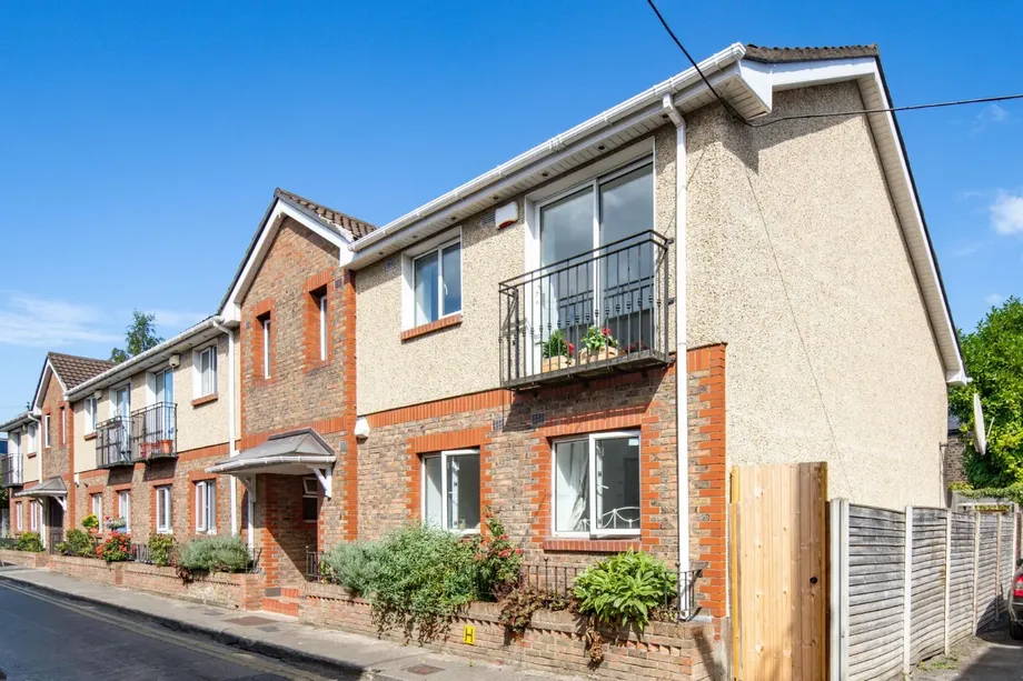 8 Grantham Mews, Portobello, Dublin 8, D08 - DNG Estate Agents
