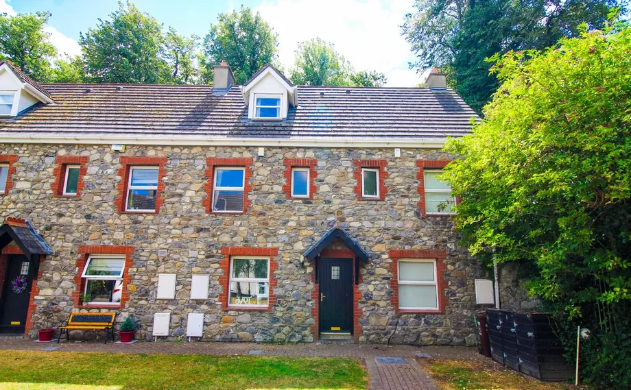 2 Homeville Court, Knocklyon, Dublin 16, D16Y276 - DNG Estate Agents