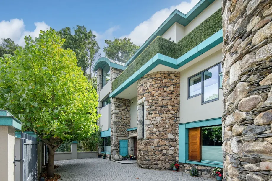 Carrick, Dodder Park Road, Rathfarnham, Dublin 14, D14FH22 - DNG Estate Agents