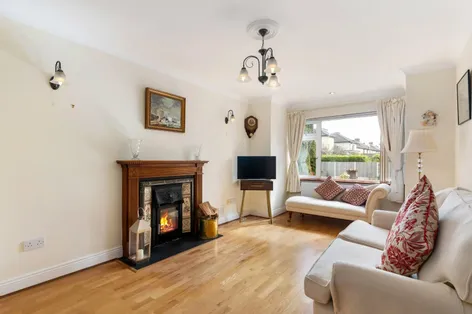 30 Beech Park Avenue, Foxrock, Dublin 18, D18VR72 - DNG