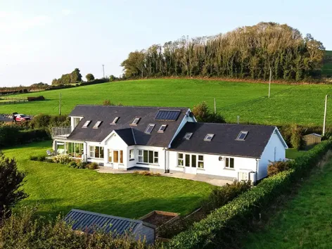 Ballyscanlon, Coolbawn, Nenagh, Tipperary, E45EP68 - DNG
