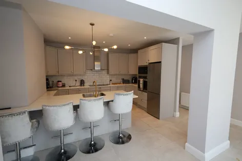 24 Summerstown Grove, Glasheen, Cork - DNG