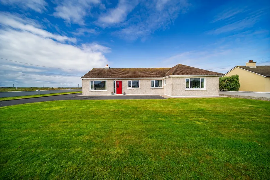 Elly, Clogher, Ballina, Co. Mayo, F26TP90 - DNG Estate Agents