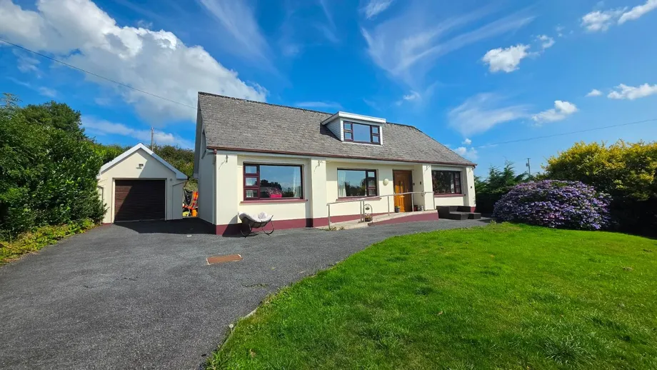 Kells Road, Bailieborough, Co. Cavan, A82TA46 - DNG Estate Agents