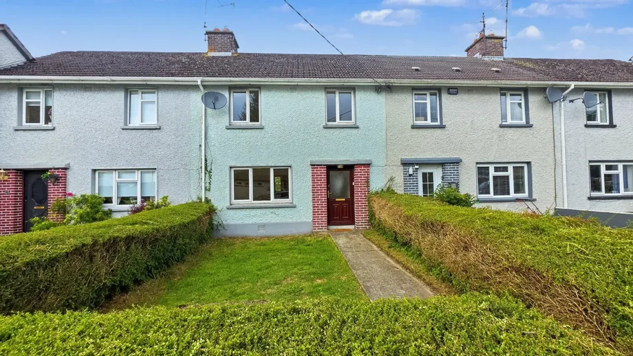 6 Percy French Park, Ballyjamesduff, Co. Cavan, A82KN61 - DNG Estate Agents